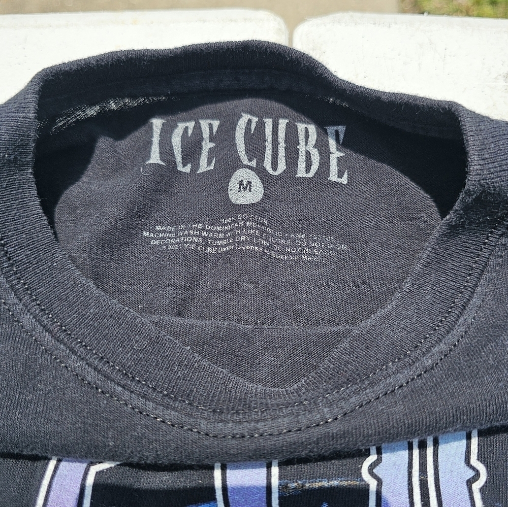 Ice Cube Graphic T-Shirt in Black and Blue - Picture 4 of 4